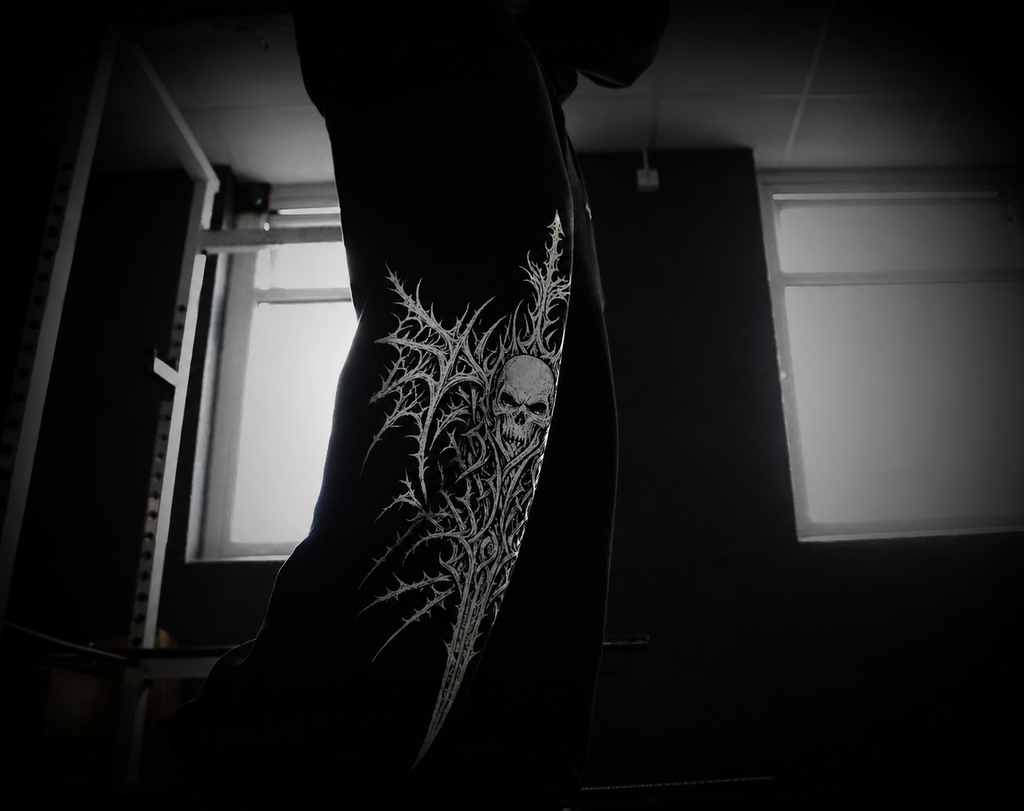 Skullthorn Uncuffed Sweats